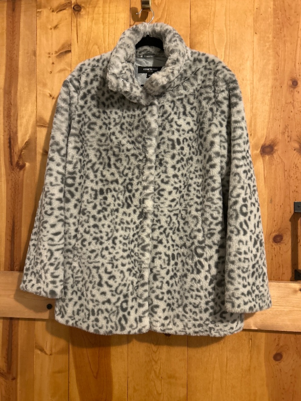 Kenneth Cole New York Faux Fur Jacket SIZE MEDIUM